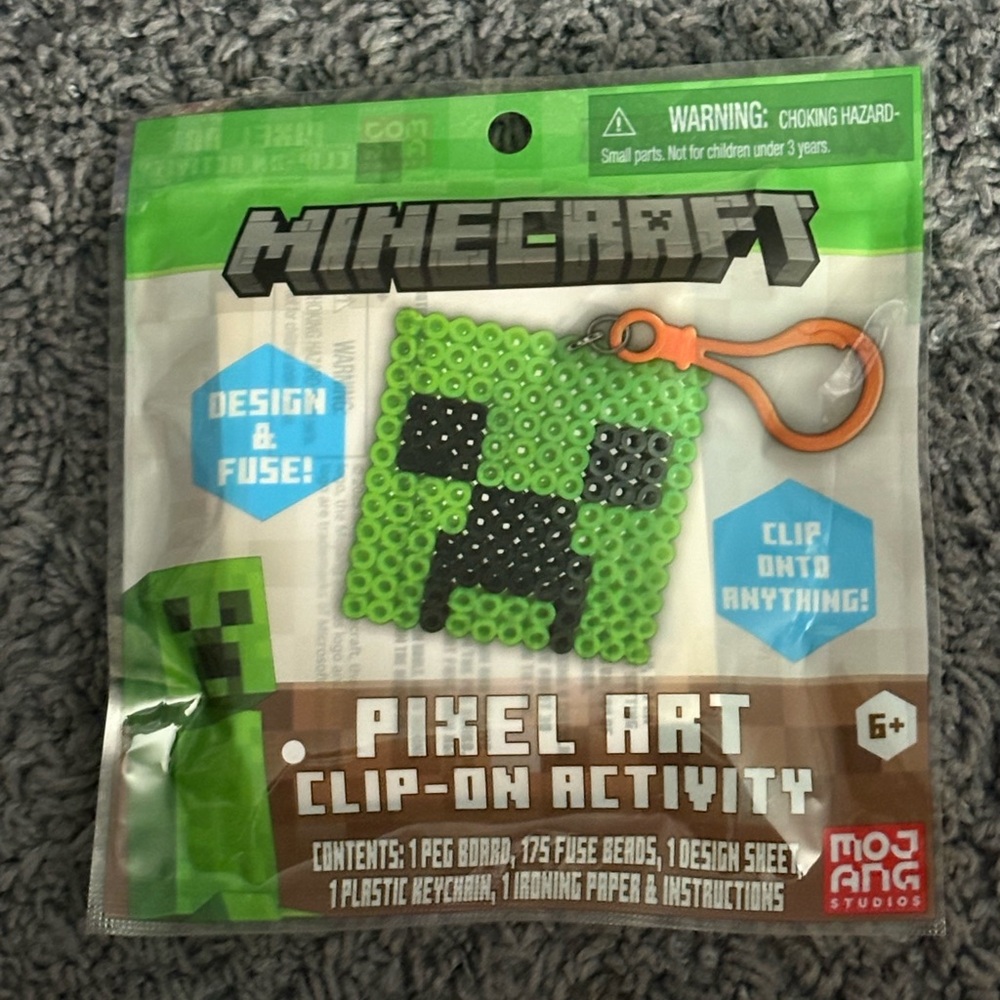 NWT Minecraft pixel art clip on activity